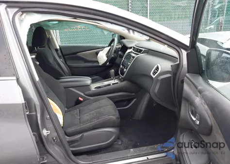 2018 Nissan Murano S из США, поврежденный, VIN 5N1AZ2MG2JN111579